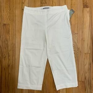 Liz Claiborne white petite Audra cropped pants